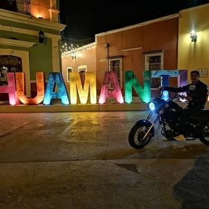 Meet your Posher, Adan